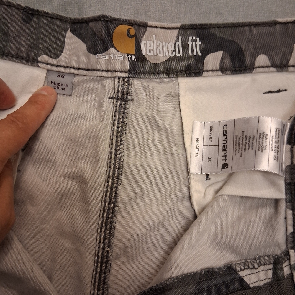 Carhartt Camo Cargo Shorts - Picture 8 of 8